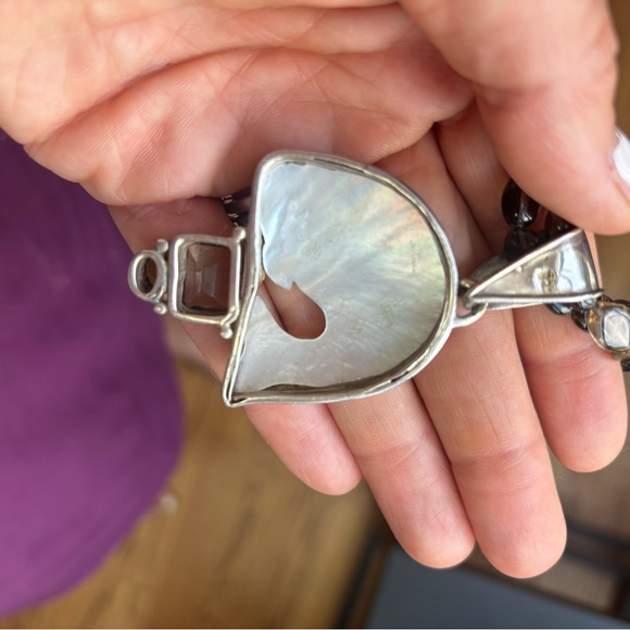 925 Sterling Silver Chunky Glass Bead Chain Mother of Pearl Fish Pendant Necklac - Picture 8 of 10